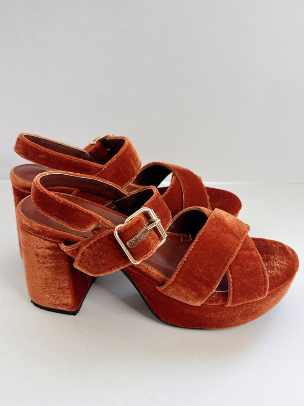FSJ Platform Sandals Women’s Size 6 Burnt Orange Velvet Block Heel Platform